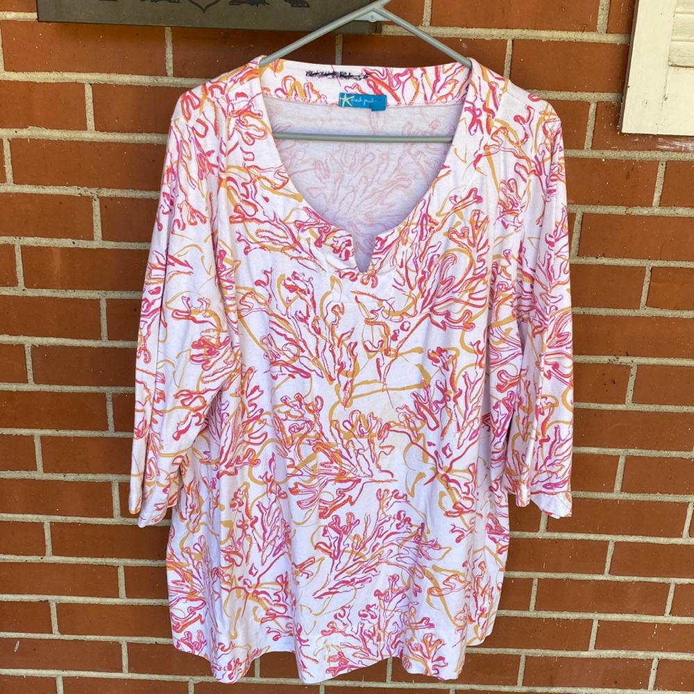 Fresh Produce Clothing One Size Tunic white with fuchsia and orange coral